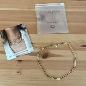 NWOT Electric Picks Gold Leo Choker necklace 14 inches with 2 inch extender